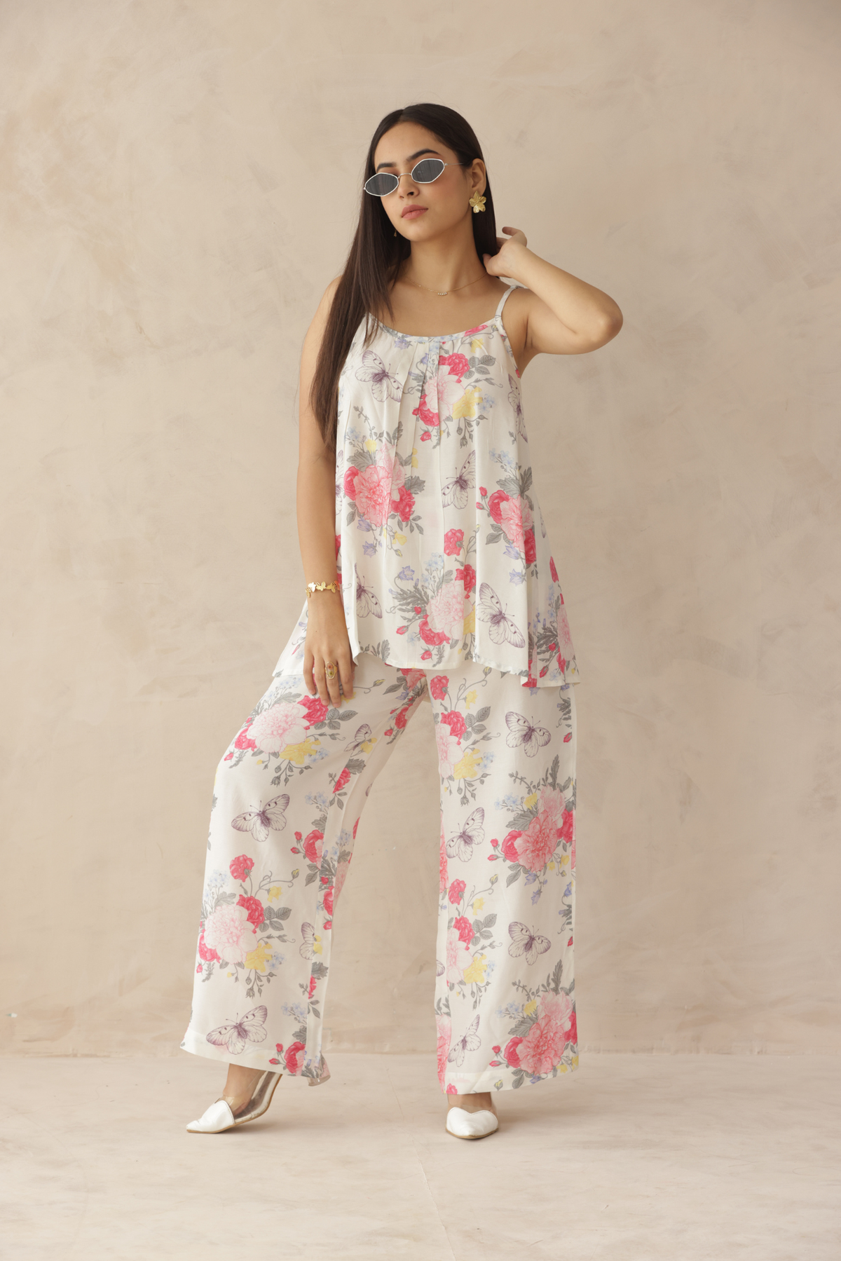 Ivory Flora Cord-Set
