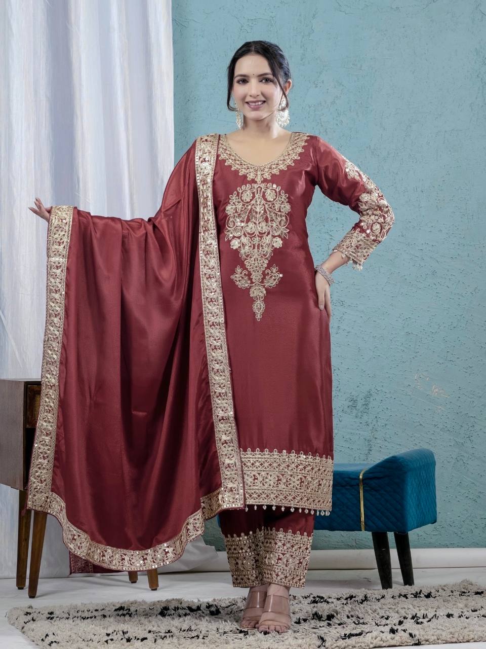 Elyra Chinnon Code Grace Suit Set