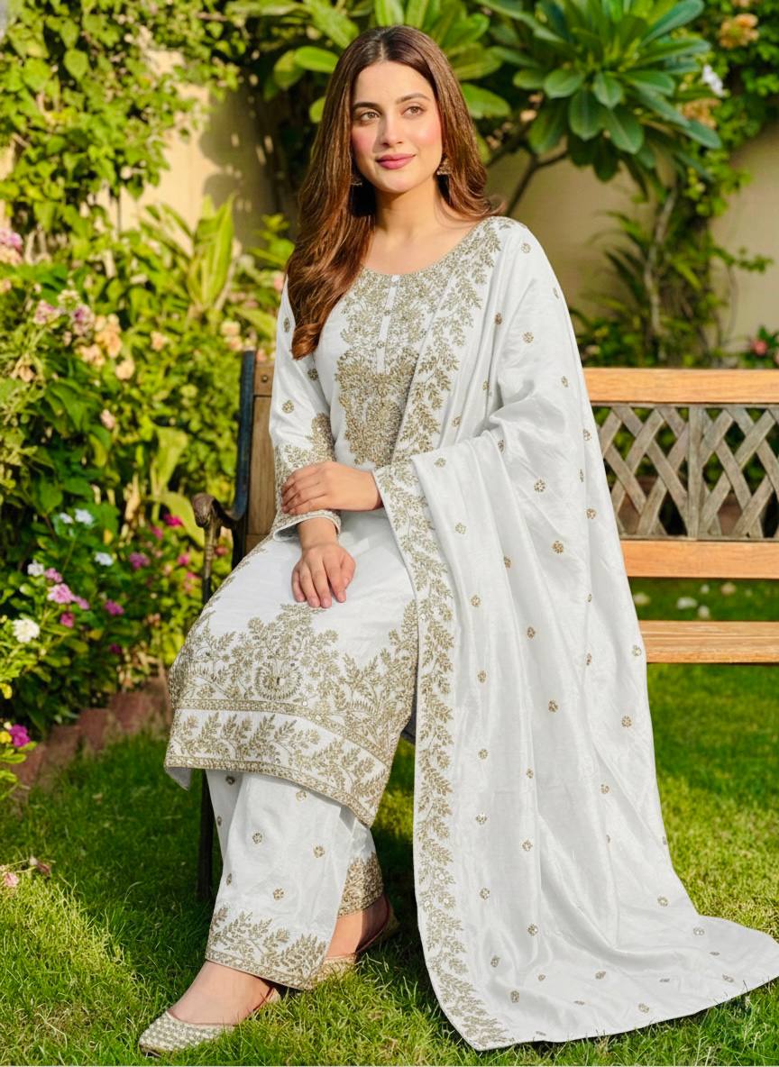 Zynera Gmy Silk Luxe Palazzo Set