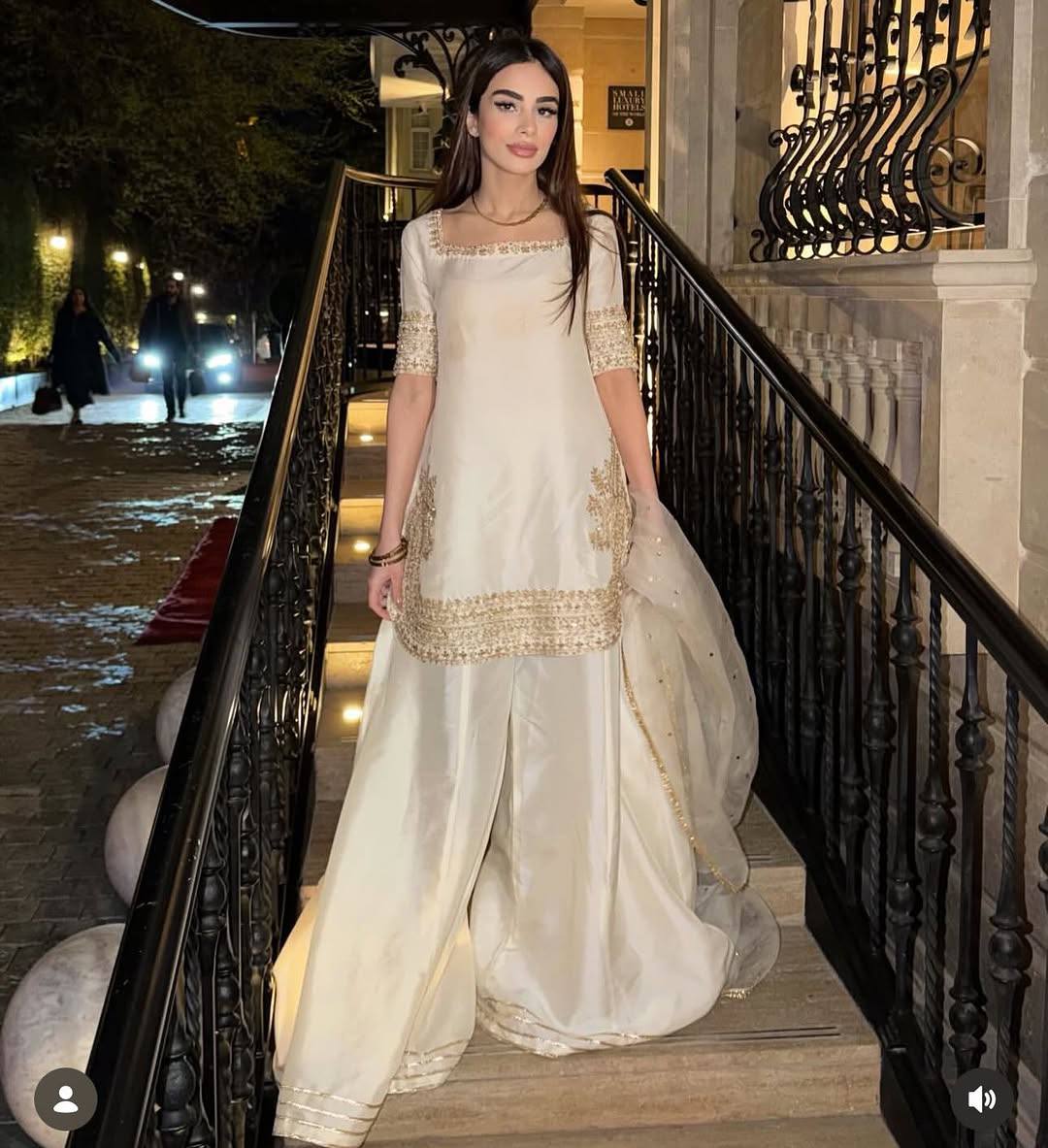 Zivaya Crep Thread Palazzo Set