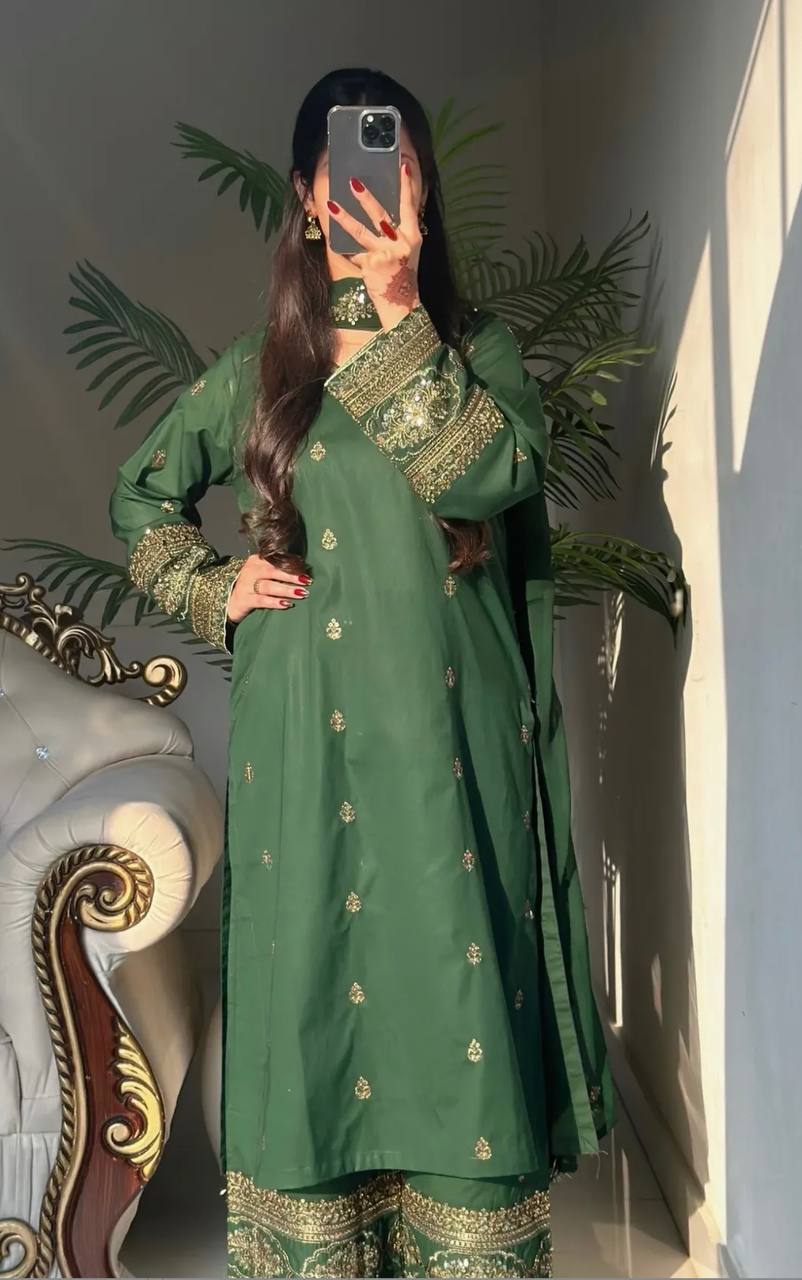 Aarika Crep Silk Sequence Suit Set