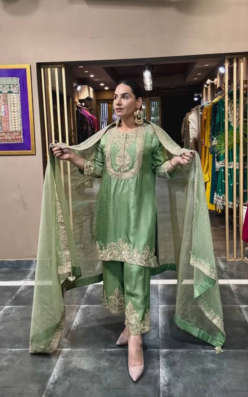 Ziyana Chinnon Code Luxe Suit Set