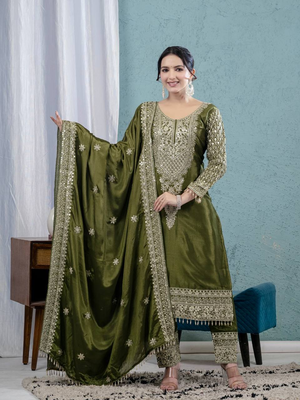 Zivika Chinnon Code Embroidered Suit Set