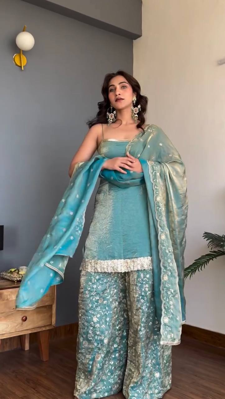 Anaya Silk Elegance Set