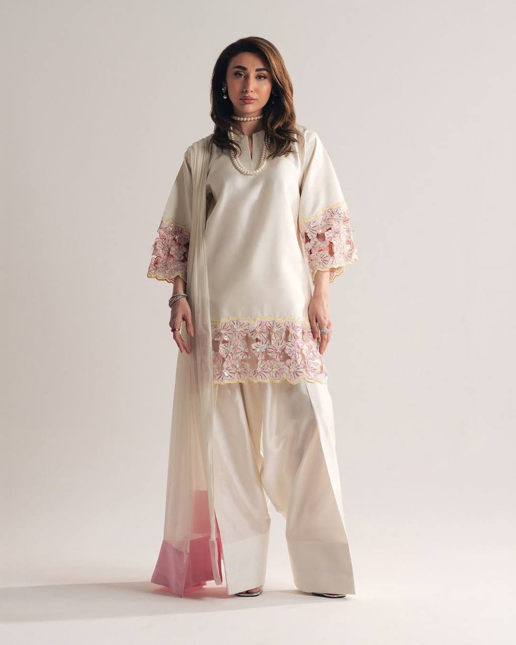 Saaniya Moti Crep Farshi Set