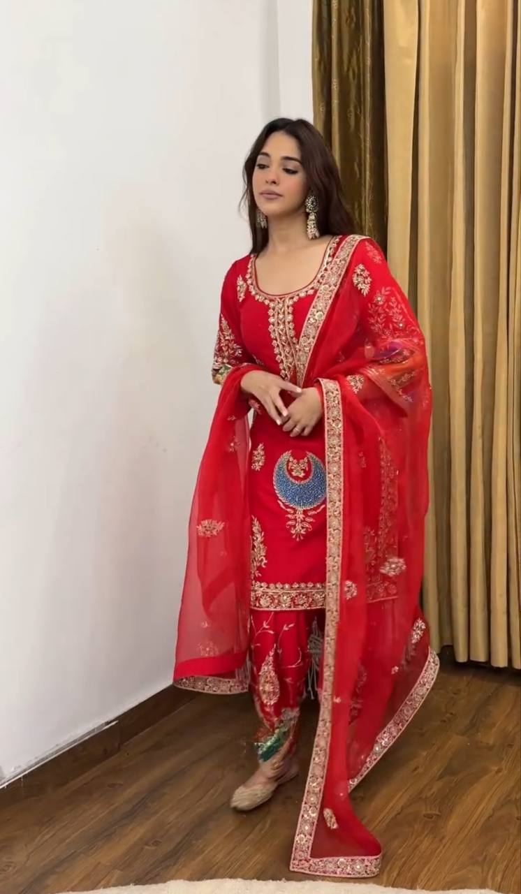 Tavira Crep Shine Suit Set