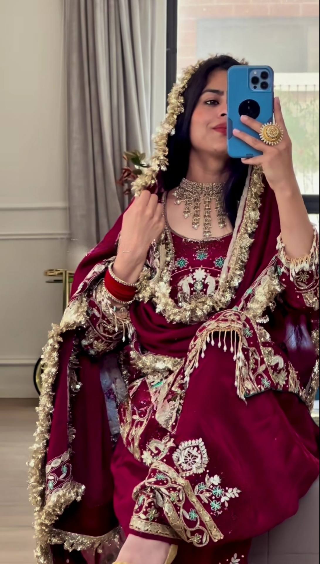 Avenra Crep Dhoti Elegance Set