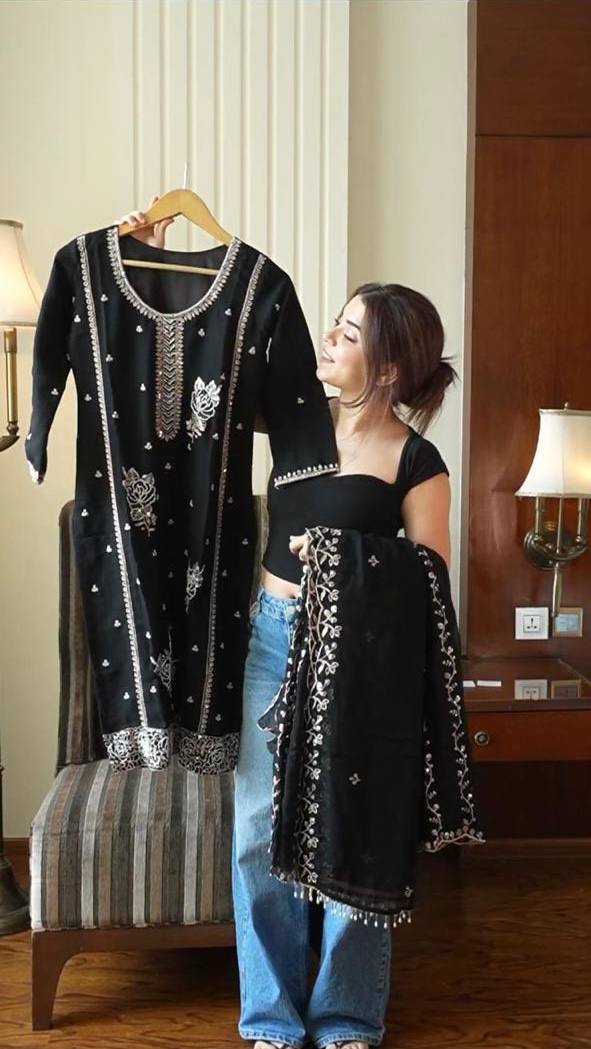 Aafreen Noor Gharara Set