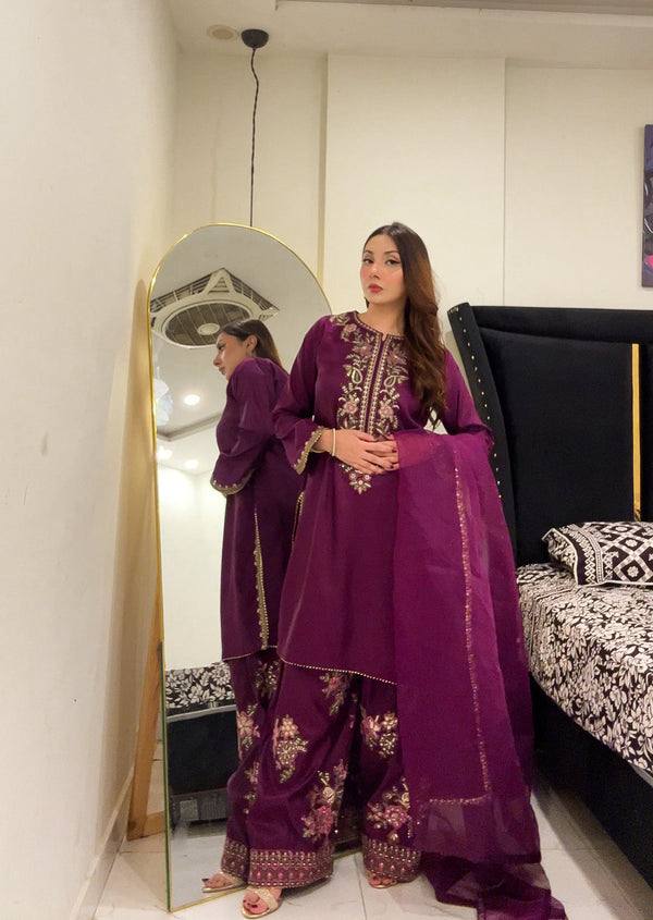 Rida French Crepe Embroidered Farshi Set