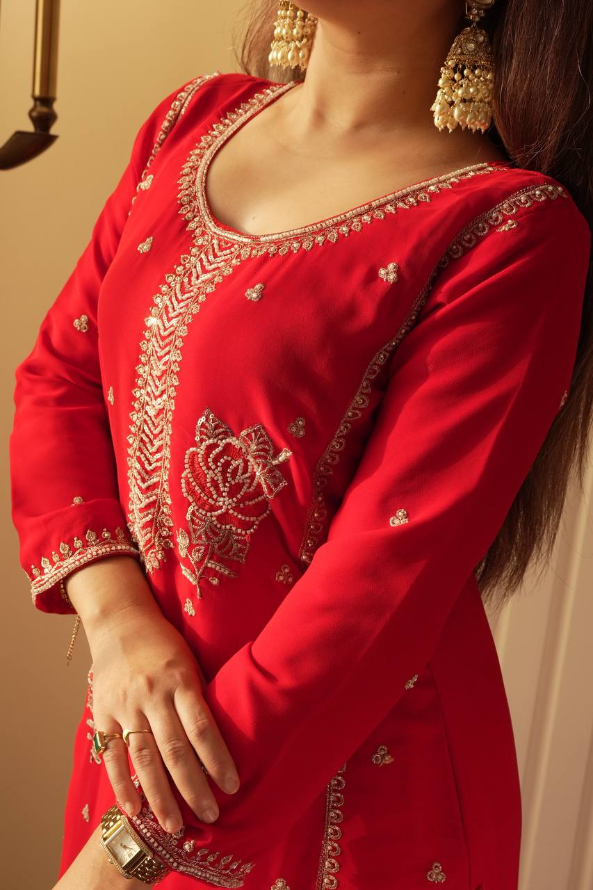 Aafreen Noor Gharara Set