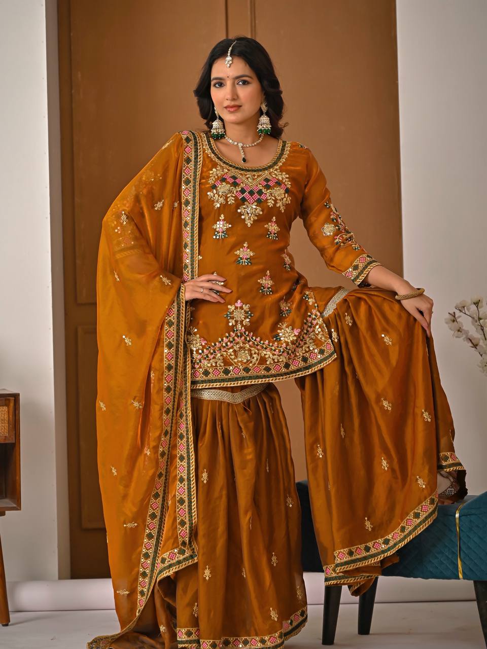 Arezia Fandy Silk Sharara Set