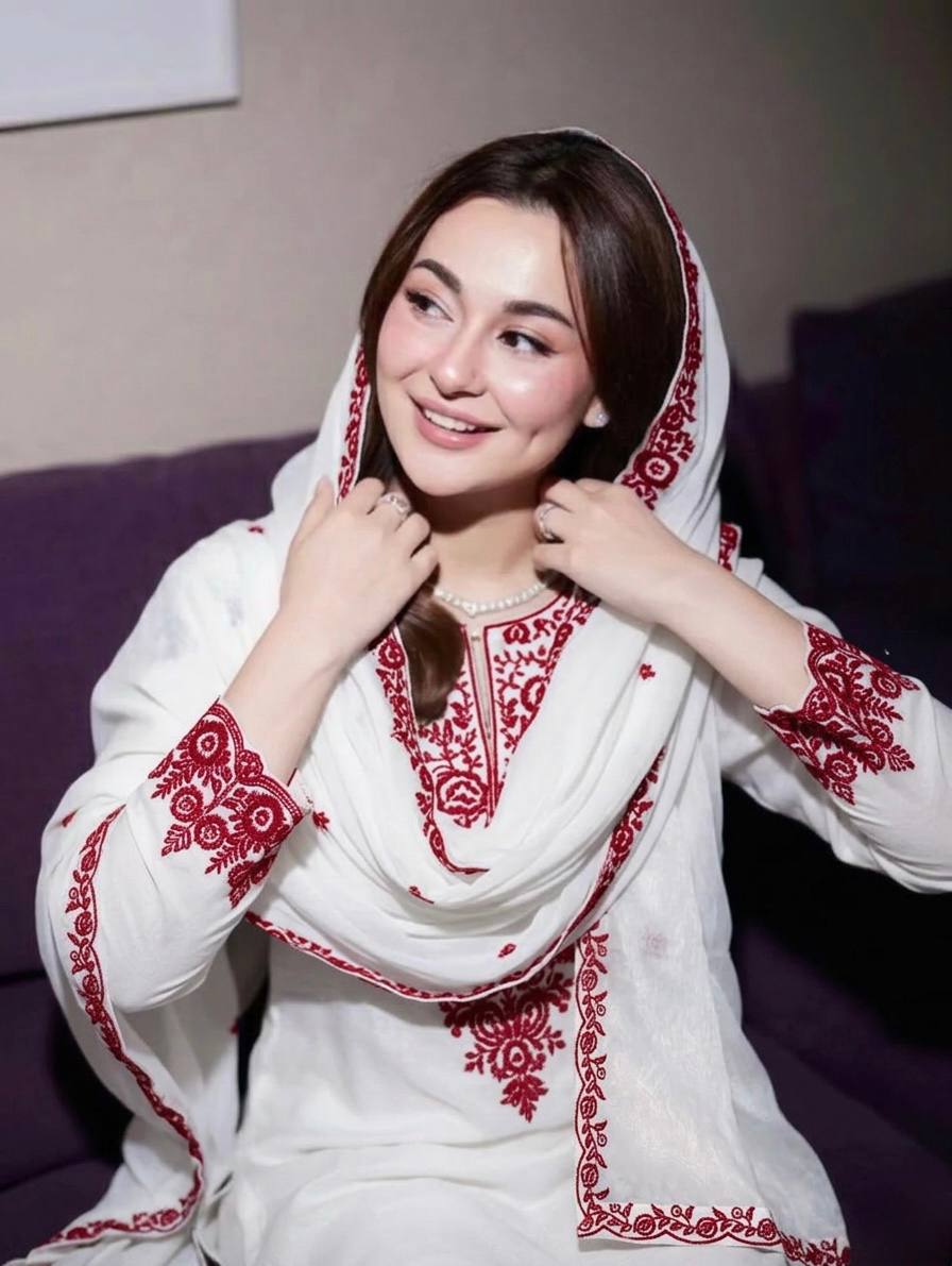 Zerina Rayon Thread Farshi Set