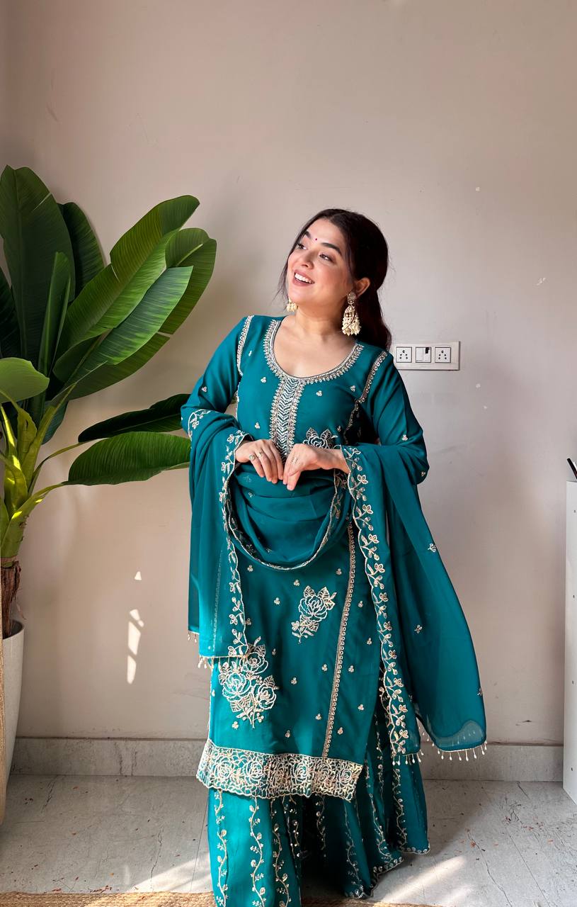 Aafreen Noor Gharara Set